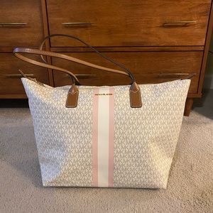 Michael Kors Large Multicolor Pink/White/Tan tote